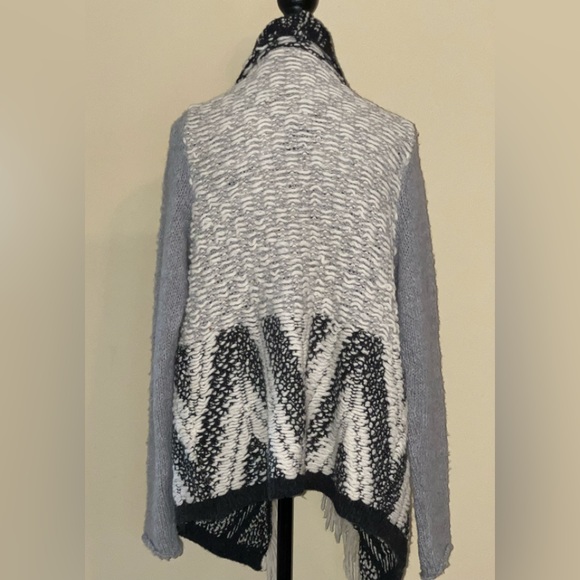 ANTHROPOLOGIE MOTH AMBA FRINGED CARDIGAN - Picture 5 of 9